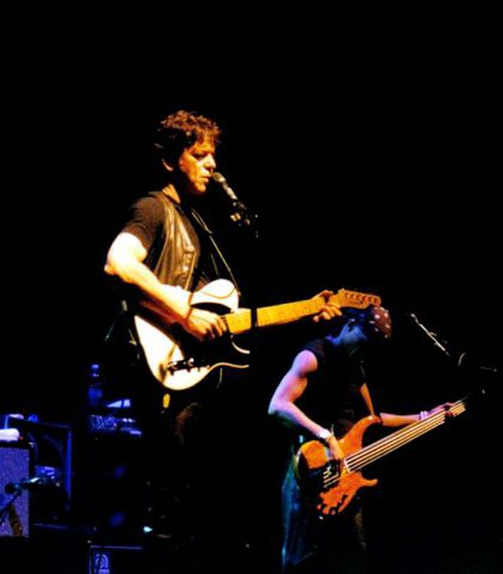 Lou Reed vildi ekki að Susan Boyle fengi að flytja Perfect Day eftir sig. Boyle tók svar Reed mjög nærri sér og fékk taugaáfall í flugi á leið til London frá New York.
