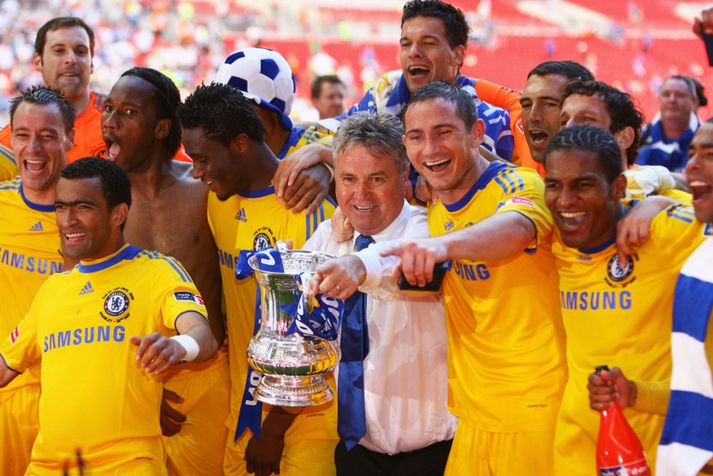 Guus Hiddink gerði Chelsea að enskum bikarmeisturum árið 2009.