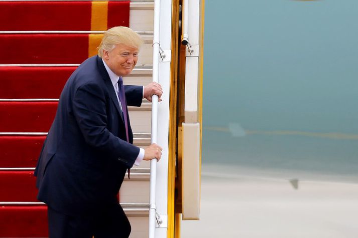 Donald Trump hefur verið í Víetnam síðustu daga en nú liggur leiðin til Filippseyja.