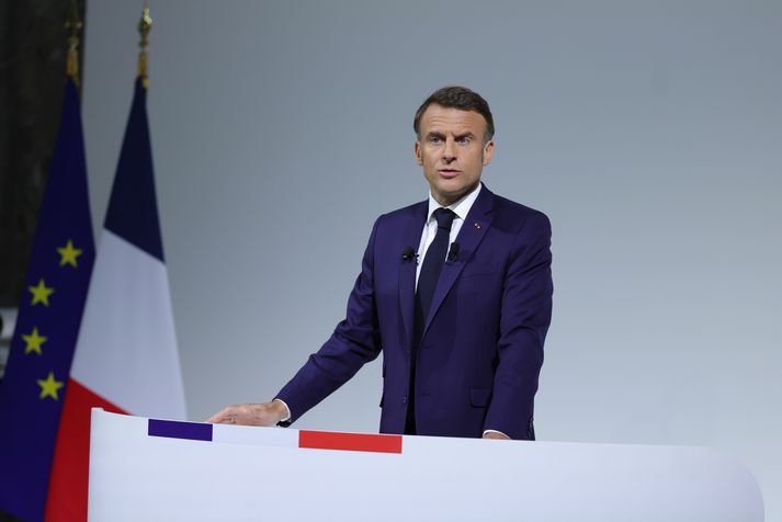 Macron Frakklandsforseti vill taka á gyðingahatri.