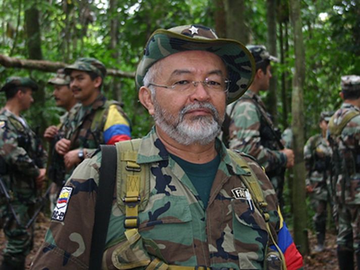 Raul Reyes í fjalllendi Kólumbíu.