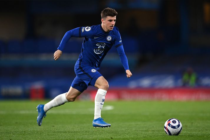 Mason Mount og félagar hans í Chelsea mæta Leicester í úslitum FA bikarsins seinna í dag.