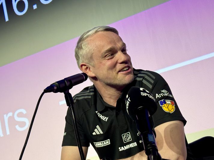 Snorri Steinn Guðjónsson hefur skipulagt næstu mánuði hjá íslenska karlalandsliðinu í handbolta þrátt fyrir að vera ekki enn búinn að skrifa undir nýjan samning við HSÍ.