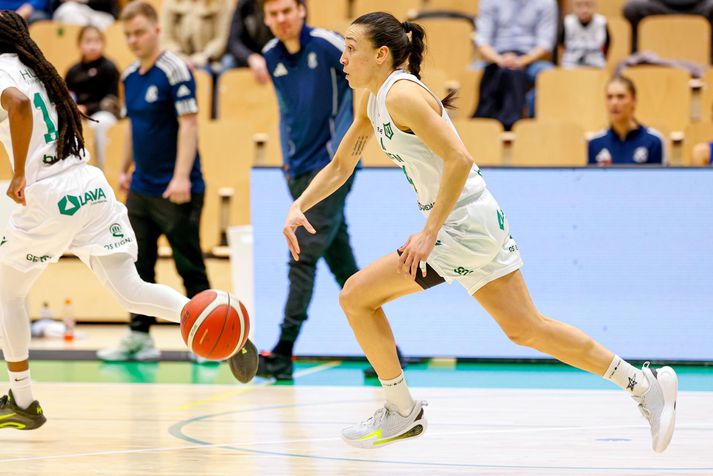 Danielle Rodriguez var öflug í liði Njarðvíkur í kvöld.