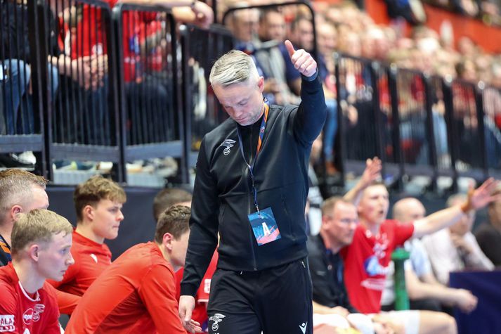 Snorri Steinn Guðjónsson er líklegastur til að taka við íslenska karlalandsliðinu í handbolta samkvæmt Arnari Daða Arnarssyni og gestum hans í Handkastinu.