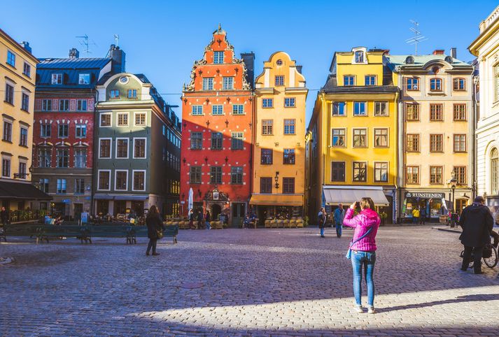 Stortorget í Gamla Stan í Stokkhólmi. Alls hafa rúmlega 146 þúsund manns greinst með Covid-19 í Svíþjóð frá upphafi faraldursins.