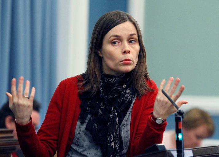 Heill haugur af spurningum bíður Bjarna.