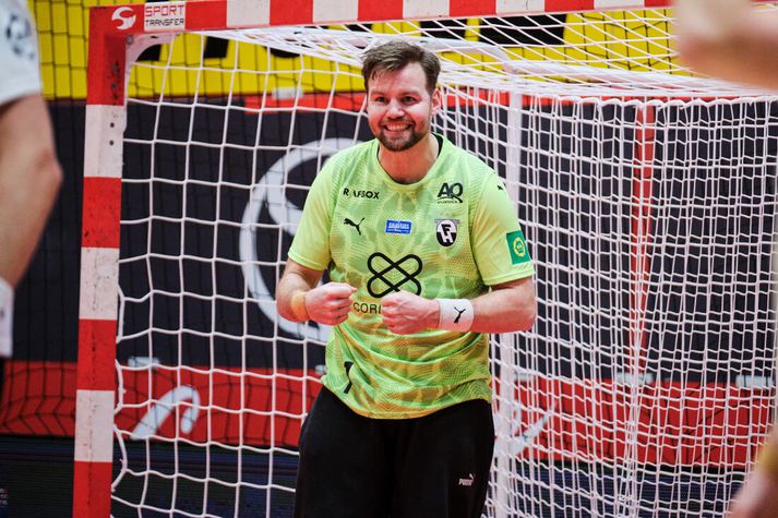 Daníel Freyr Andrésson varði tvö skot í röð á lokasekúndum leiksins og tryggði FH sigur og sæti í lokaúrslitunum.