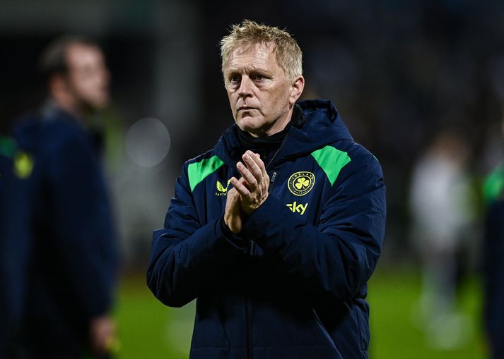 Heimir þakkar stuðningsmönnum Írlands eftir leikinn í gær