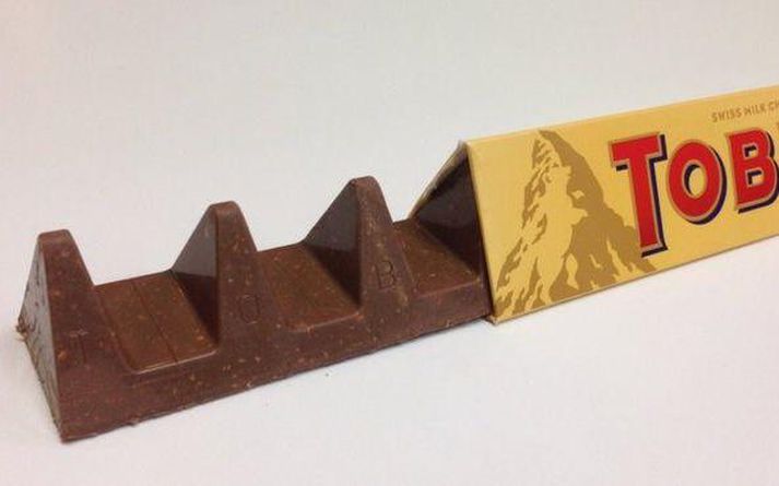 Toblerone eftir breytingarnar sem sumir gætu haldið að væru 1. apríl brandari.