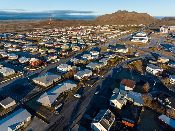 Á fundinum var snert á ýmsum atriðum er varða uppkaup húsnæðis á svæðinu.