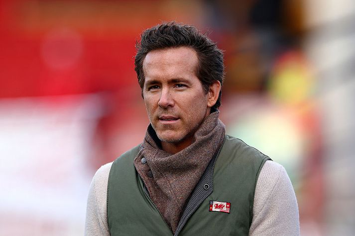 Ryan Reynolds rifjaði upp óhugnanlegt slys sem hann lenti í átján ára þegar ölvaður ökumaður keyrði á hann.