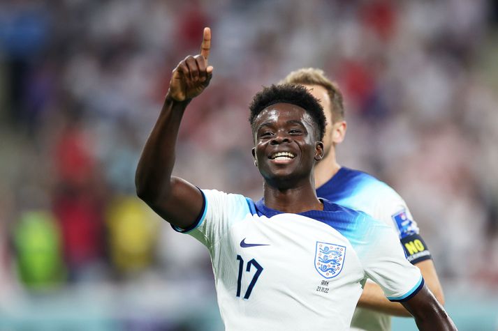 Bukayo Saka skoraði þrennu á þrettán mínútum í kvöld.