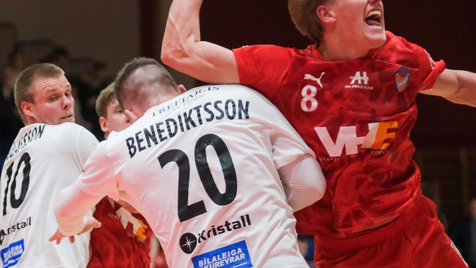 Haukar - FH | Sumar­frí eða odda­leikur?