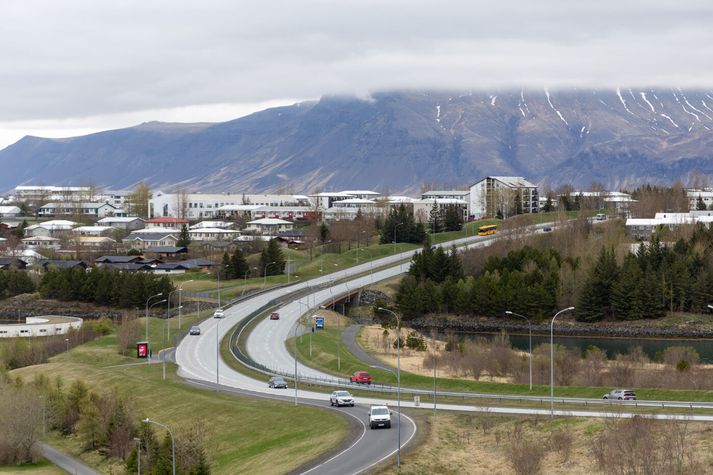 Lögreglustöð fjögur sinnir meðal annars útköllum í Grafarvogi.