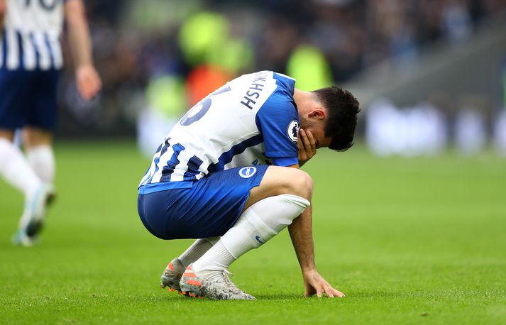 Alireza Jahanbakhsh felldi tár eftir að hafa skorað sitt fyrsta mark fyrir Brighton.