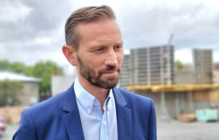 Einar Þorsteinsson, formaður borgarráðs, segir að ef Hvassahraun verður útilokað þurfi að finna fýsilegan kost á ný. 