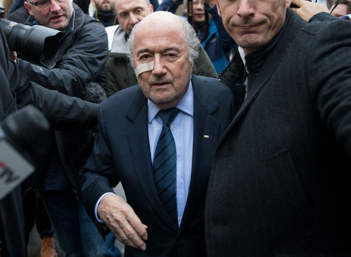 Sepp Blatter sættir sig ekki við bannið.