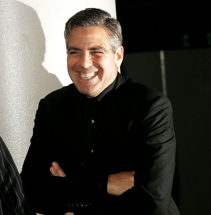 Hjartaknúsarinn Clooney hefur tekið að sér hlutverk í tveimur glæpamyndum.