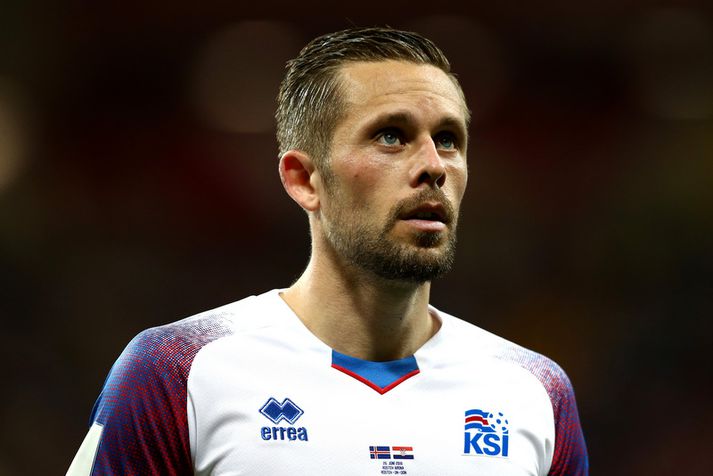 Gylfi Þór Sigurðsson í Errea búningi íslenska landsliðsins á HM í Rússlandi 2018.