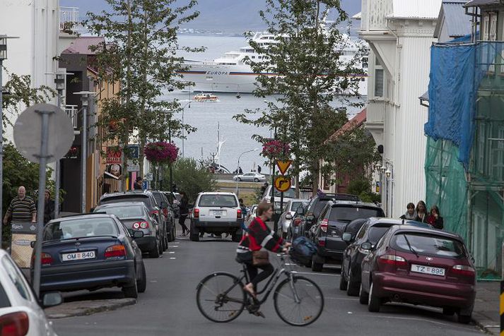 Hagfræðingur við Háskóla Íslands segir ríkisreikning bera það með sér að samfélagið sé í bata. Ef ekkert óvænt gerist erlendis sé hremmingunum að ljúka.fréttablaðið/ernir