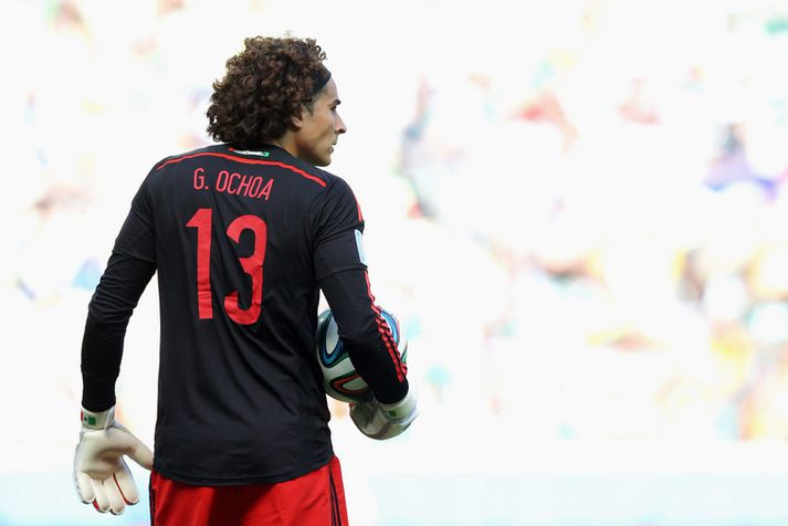 Guillermo Ochoa fór á kostum á HM.