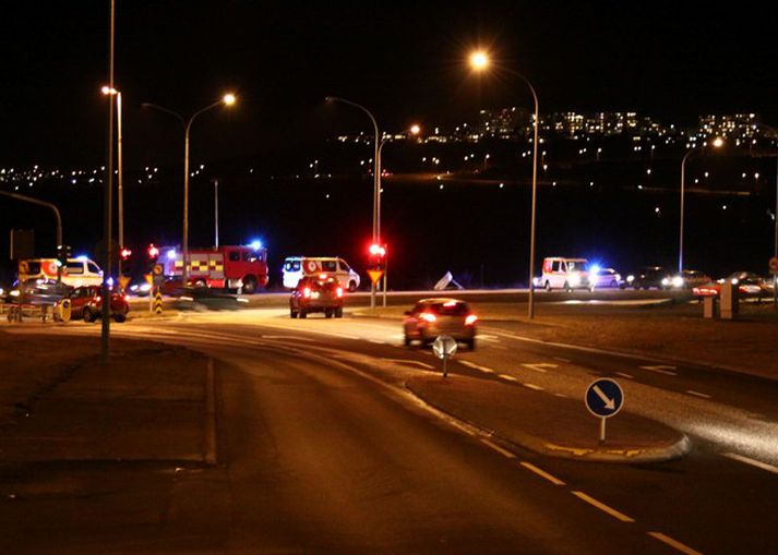 Slysið varð á Reykjanesbraut, nærri Sprengisandi. Mynd/ Jarek.