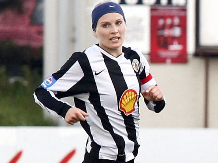 Lilja Dögg Valþórsdóttir, fyrirliði KR, skoraði fyrsta mark liðsins í kvöld.