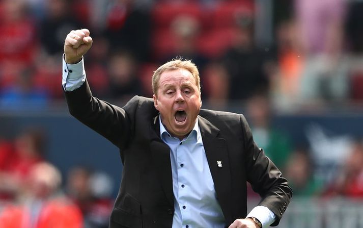 Redknapp fagnar eftir að Birmingham hafði bjargað sér frá falli.