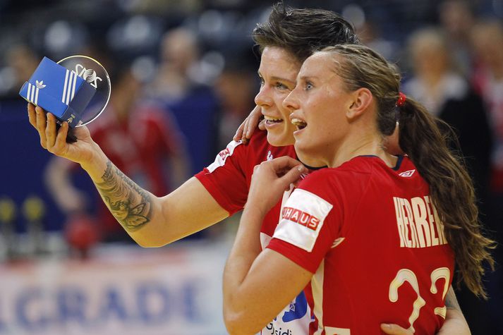 Anja Edin og Camilla Herrem.