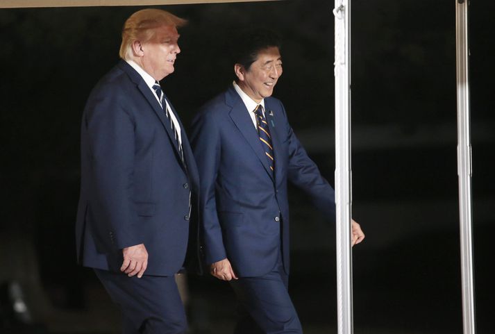 Trump og Abe leystu vandamál heima fyrir með stórum samningi.