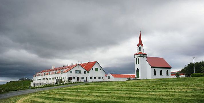 LbhÍ Meirihluti akademískra starfsmanna hefur verið hlynntur sameiningu LbhÍ og HÍ.