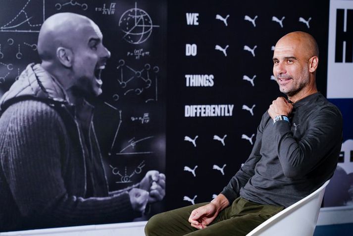 Pep Guardiola í viðtali hjá City TV eftir að hann skrifaði undir nýjan samning.