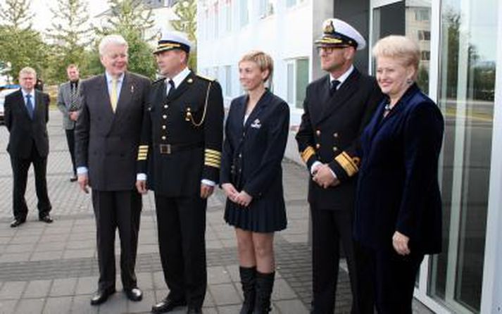 Forsetarnir kynntu sér starfsemina í Skógarhlíð.