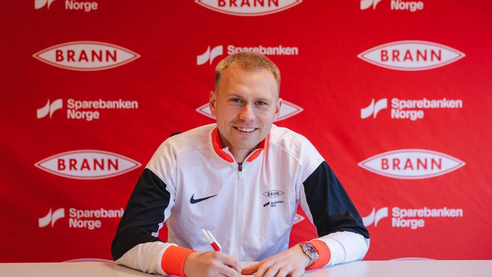 Jón Dagur skoraði beint úr auka­spyrnu í fyrsta leik sínum með Brann