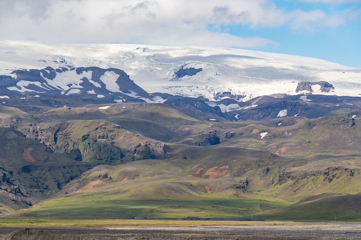 Mælingar veðurstofunnar gefa ekki í skyn að einhverskonar hræringar eigi sér stað undir Mýrdalsjökli.