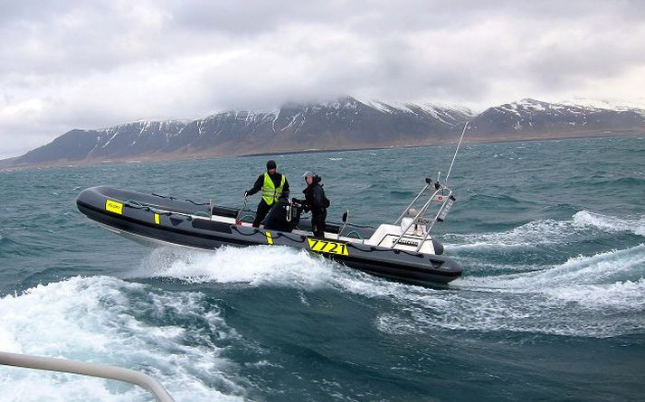 Flóki Báturinn sem LHG hefur til afnota er ætlaður til björgunar- og löggæslustarfa. Starfsmenn LHG miðla af áralangri reynslu sinni við að fínpússa hönnunina.f