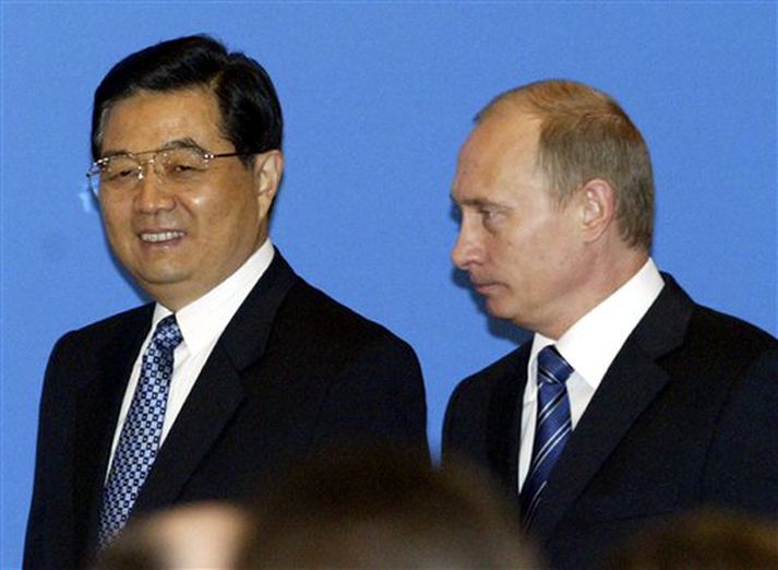 f.v. Hu Jintao, forseti Kína, og Vladimír Pútín, Rússlandsforseti.