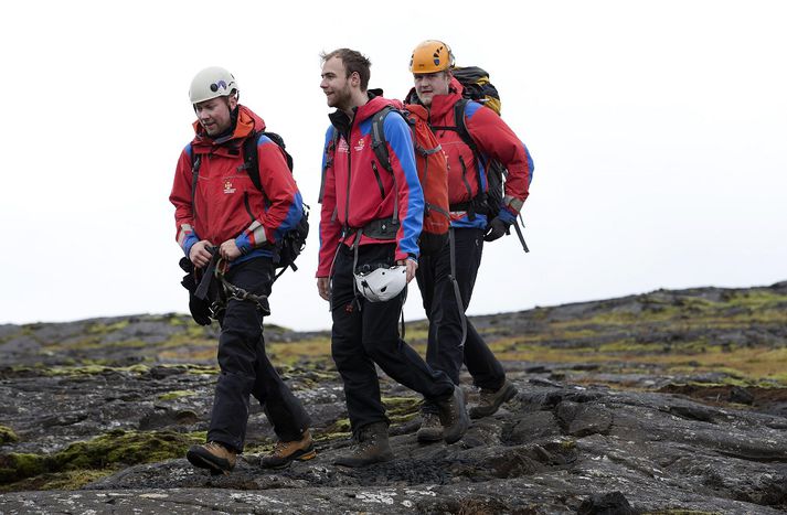 Um 20 manns tóku þátt í aðgerðinni