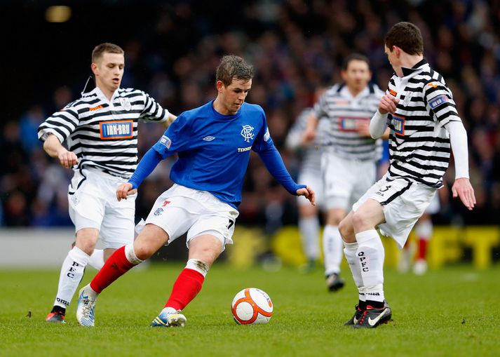 David Templeton, leikmaður Rangers, í leik gegn Queen's End.