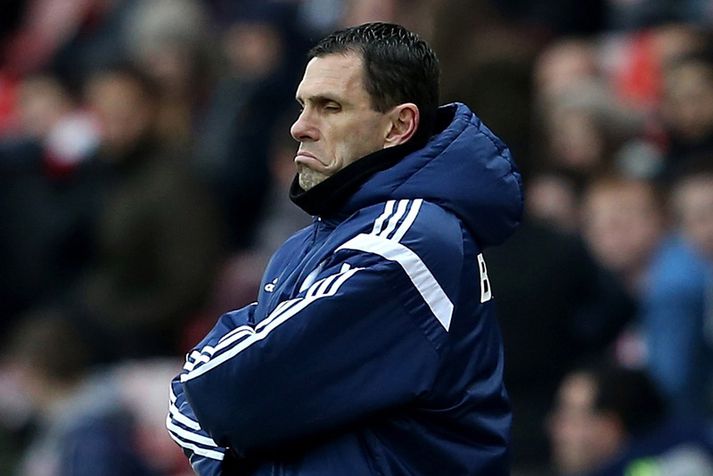 Gus Poyet er atvinnulaus.