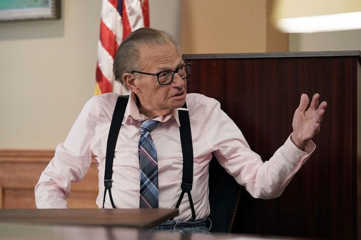 Larry King er 87 ára gamall og dvelur nú á sjúkrahúsi í Los Angeles.