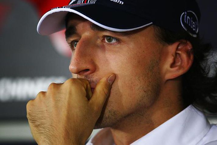 Robert Kubica telur litlar líkur á því að hann nái að skáka Hamilton og Massa í titilslagnum.