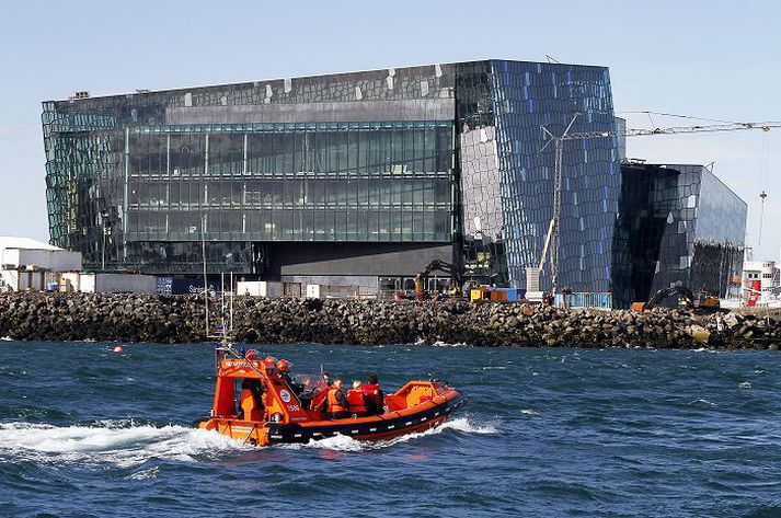 Athyglisverð Vígsla Hörpu hefur dregið að blaðamenn frá helstu fjölmiðlum heims. Wall Street Journal, New York Times, DR og Die Zeit eru meðal þeirra blaða sem ætla að fylgjast með.Fréttablaðið/GVA