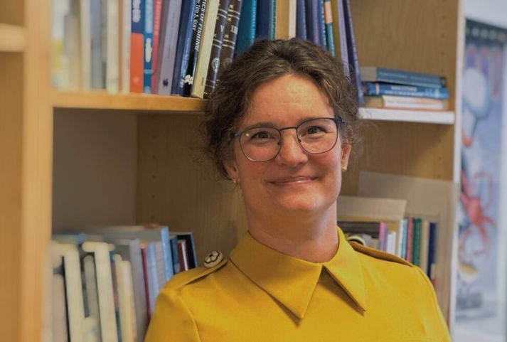 Catherine Chambers er orðin mikill Vestfirðingur síðan hún flutti 2016 vestur frá Blönduósi og Hólum þar sem hún hafði starfað áður. 