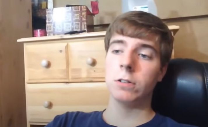 MrBeast náði sínu markmiði og gott betur en það. Hann er í dag með 44 falt fleiri fylgjendur en hann stefndi á. 