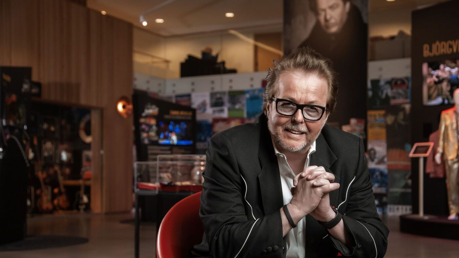 Út­för Björg­vins opin al­menningi