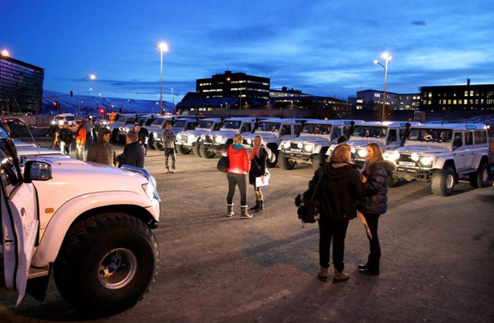 Frakkarnir hittust í gærmorgun fyrir utan Hörpu.