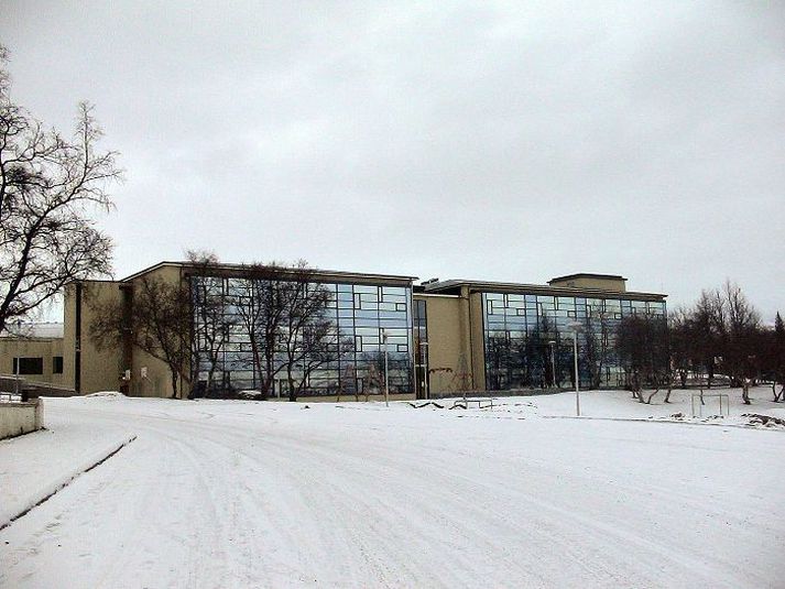 Snorri í Betel hefur kennt við skólann undanfarin ár og hefur sætt gagnrýni vegna skoðana sinna á samkynhneigð.