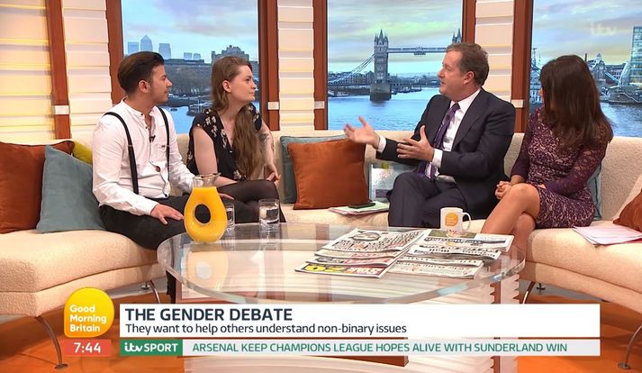 Ugla Stefanía fór ásamt Fox Fisher, kærastinu sínu, í viðtal í þáttinn Good Morning Britain til að ræða málefni kynsegin fólks við þáttastjórnendurna Piers Morgan og Susönnu Reed.